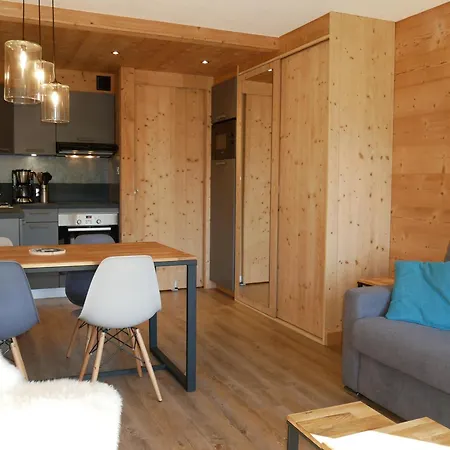Appartement rénové 4 pers. avec balcon - Centre La Clusaz, proche piscine et commerces - FR-1-459-106 La Clusaz
